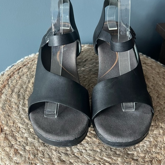 Dansko Tasha Leather Cut Out Platform Sandals - Picture 3 of 11